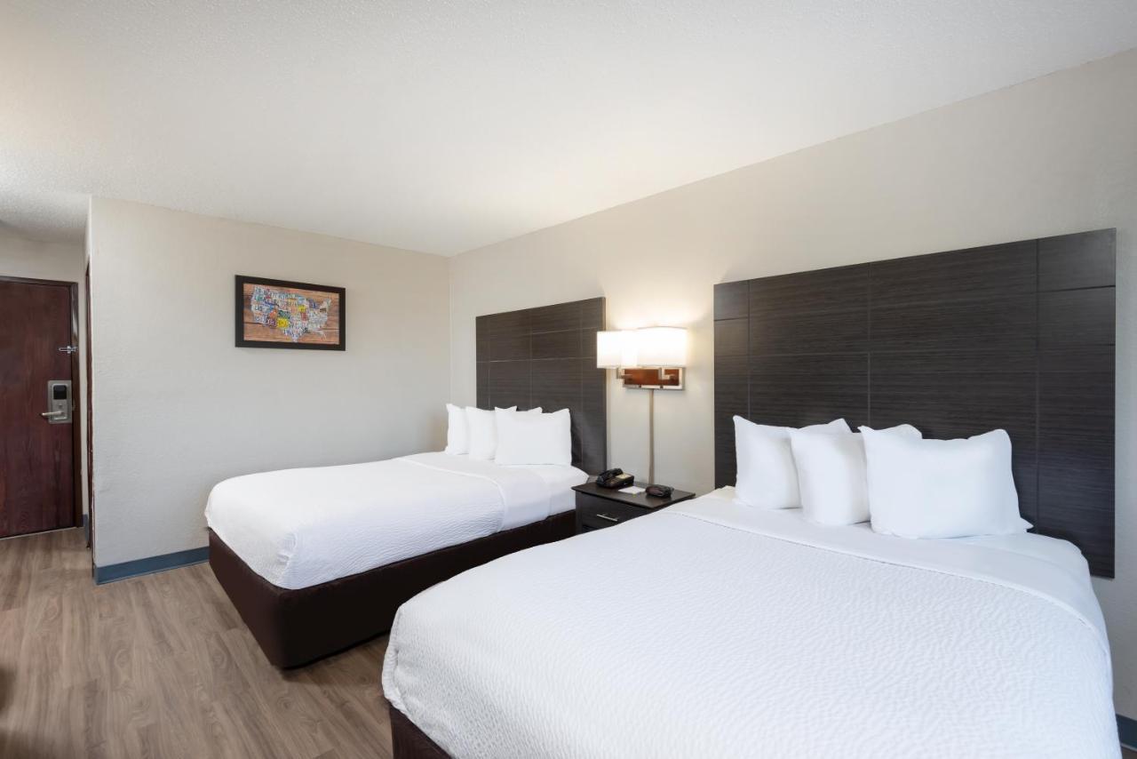 Days Inn By Wyndham Somerset Pa I-70 I-76 Exterior photo